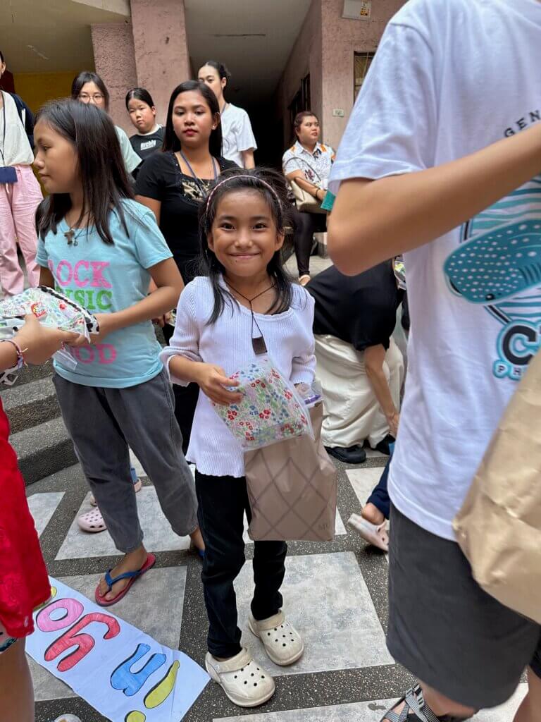 【2026年最新】親子留学×SDGs教育｜セブ島の孤児院で子どもが学ぶ「持続可能な幸せ」